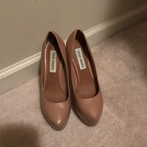 Steve Madden blush heels